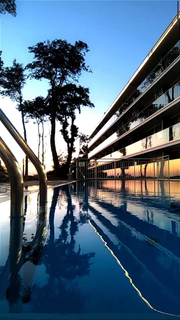 apartament z basenem Rewal